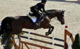 30 de sportivi au participat la Campionatul Republican de Hipism