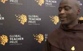 Лучшим учителем в мире был признан монах из Кении