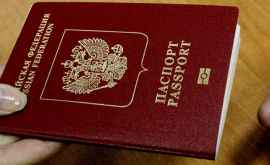 Putin a semnat decretul privind eliberarea paşapoartelor FR locuitorilor din Doneţk şi Lugansk