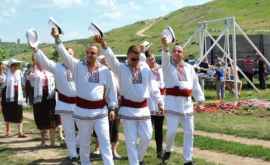 Фестиваль традиций Duminica Mare состоялся в воскресенье 16 июня в селе Домулжены Флорештского района