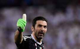 Buffon sa întors tot ca jucător la Juventus după un an la PSG