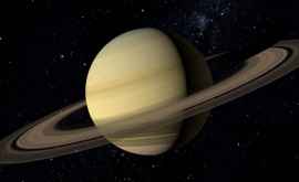 Saturn este regele lunilor din Sistemul Solar
