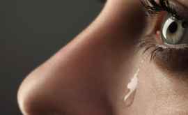 Lacrimile de durere arată diferit la microscop față de cele de fericire FOTO