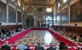Венецианская комиссия высказалась о проекте изменения Конституции
