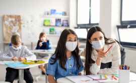 Школьники на севере Германии начинают учебный год в масках