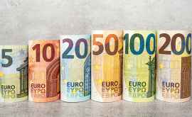 UE a înregistrat un excedent al balanţei comerciale de 207 miliarde de euro în iunie