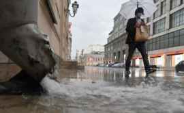 Наводнение в Москве за два часа выпала треть месячной нормы осадков