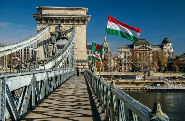 Ungaria refuză să schimbe politica de migrație