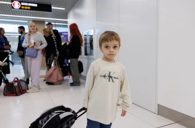 Emoții pe Aeroportul Chișinău: Cei 11 moldoveni care se aflau în Liban au ajuns acasă